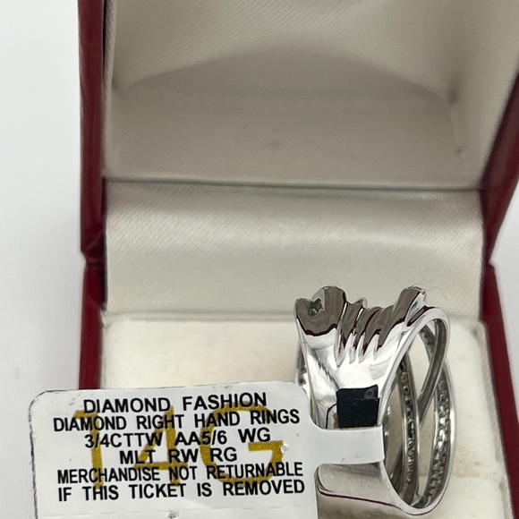 ❤️SOLD❤️ EFFY Diamond Crossover Statement Ring 3/4 ct. t.w.14K White Gold.Size 6 - Picture 8 of 17